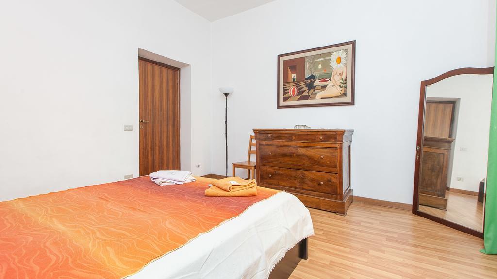 Rental In Rome Santini Apartment Szoba fotó