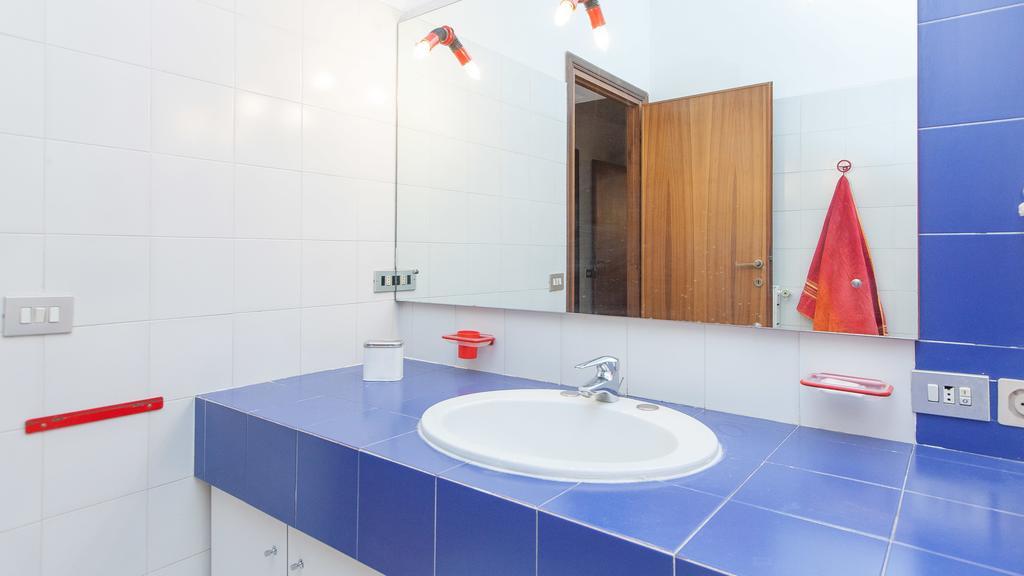 Rental In Rome Santini Apartment Szoba fotó