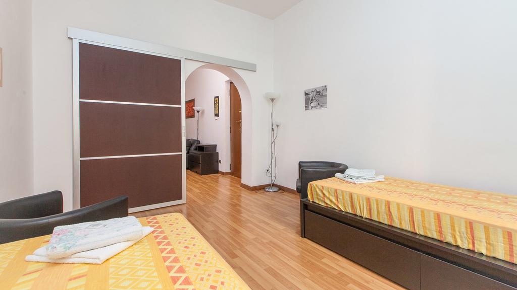 Rental In Rome Santini Apartment Szoba fotó